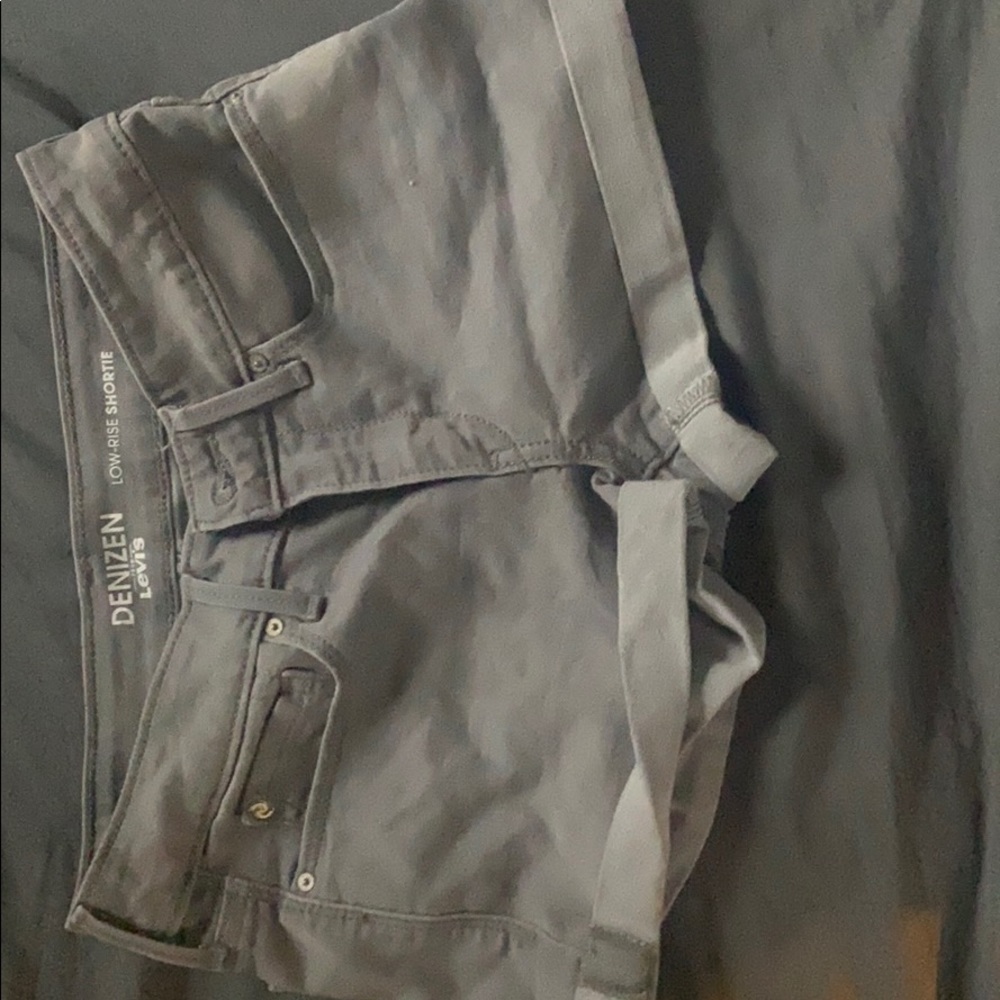 Levi shorts